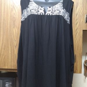 Boho sleeveless blouse